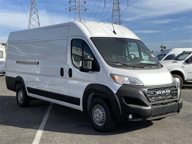 Photo of 2024 Bright White Clearcoat RAM ProMaster 3500