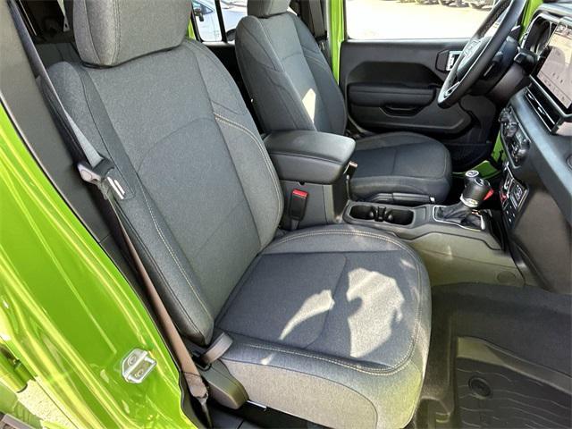 Photo of 2025 Mojito Clearcoat Jeep Wrangler
