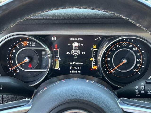 Photo of 2020 Bikini Pearlcoat Jeep Wrangler