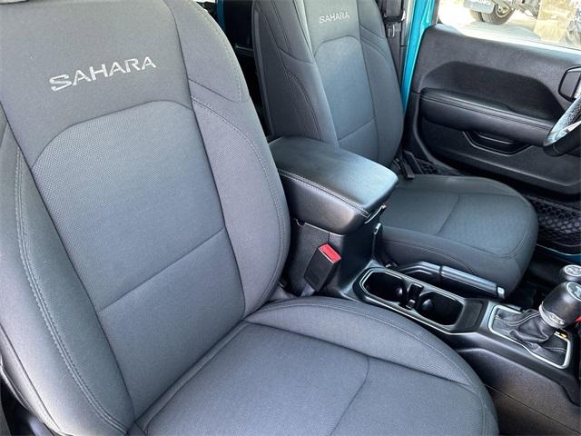Photo of 2020 Bikini Pearlcoat Jeep Wrangler