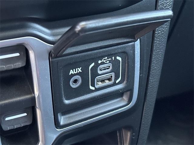 Photo of 2020 Bikini Pearlcoat Jeep Wrangler
