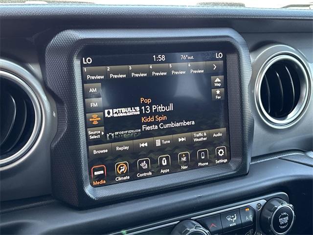 Photo of 2020 Bikini Pearlcoat Jeep Wrangler