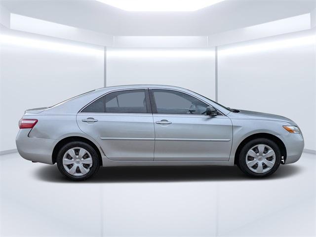 Photo of 2007 Titanium Metallic Toyota Camry