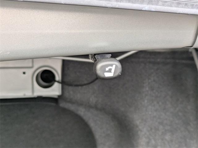 Photo of 2007 Titanium Metallic Toyota Camry
