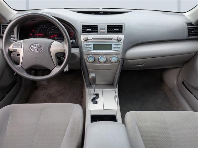 Photo of 2007 Titanium Metallic Toyota Camry