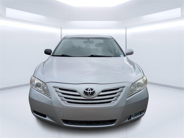Photo of 2007 Titanium Metallic Toyota Camry