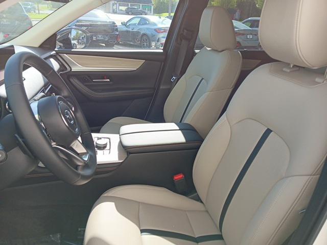 Photo of 2025 Rhodium White Premium Mazda CX-90 PHEV