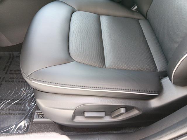 Photo of 2025 Rhodium White Metallic Mazda CX-5