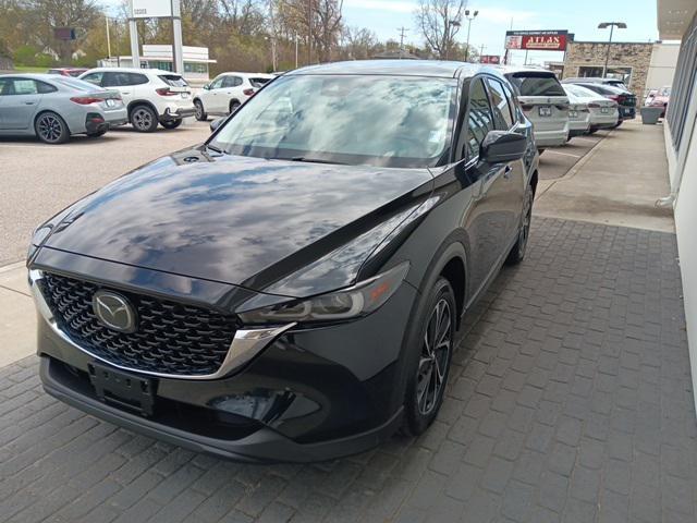 Photo of 2022 Jet Black Mica Mazda CX-5