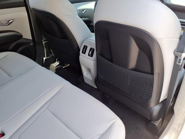 Photo of 2025 Shimmering Silver Hyundai TUCSON Hybrid