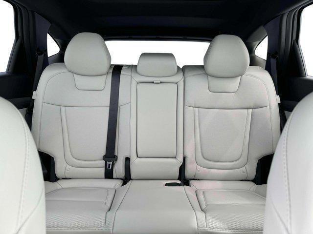 Photo of 2025 Shimmering Silver Hyundai TUCSON Hybrid