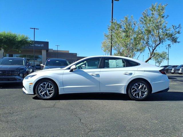 Photo of 2021 Quartz White Hyundai SONATA