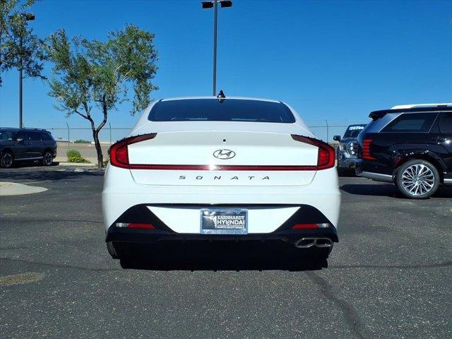 Photo of 2021 Quartz White Hyundai SONATA