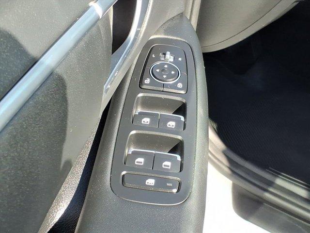 Photo of 2021 Quartz White Hyundai SONATA