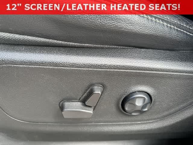 Photo of 2021 Bright White Clearcoat RAM 1500