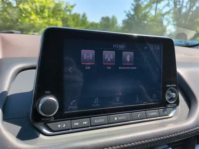 Photo of 2023 Super Black Nissan Rogue