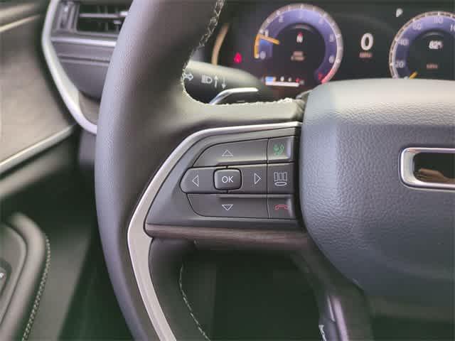Photo of 2025 Red Jeep Grand Cherokee