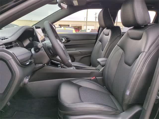 Photo of 2026 Diamond Black Jeep Compass