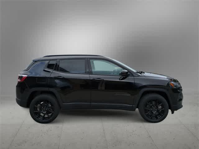 Photo of 2026 Diamond Black Jeep Compass