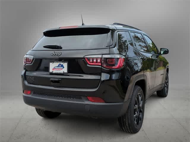 Photo of 2026 Diamond Black Jeep Compass