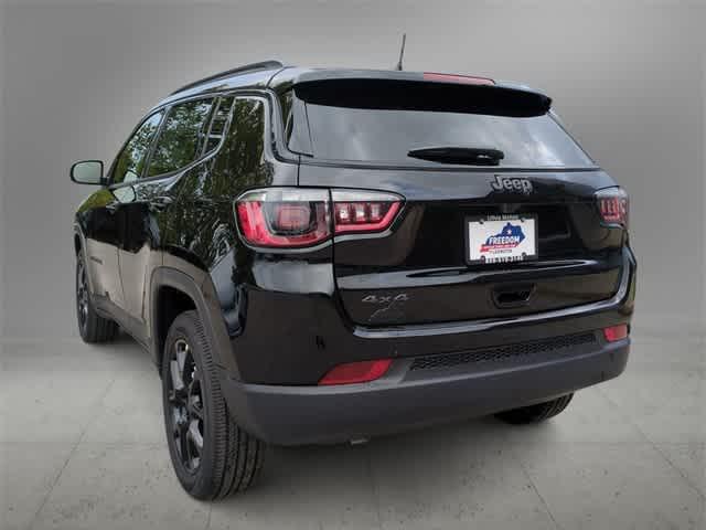 Photo of 2026 Diamond Black Jeep Compass