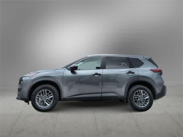 Photo of 2023 Gun Metallic Nissan Rogue