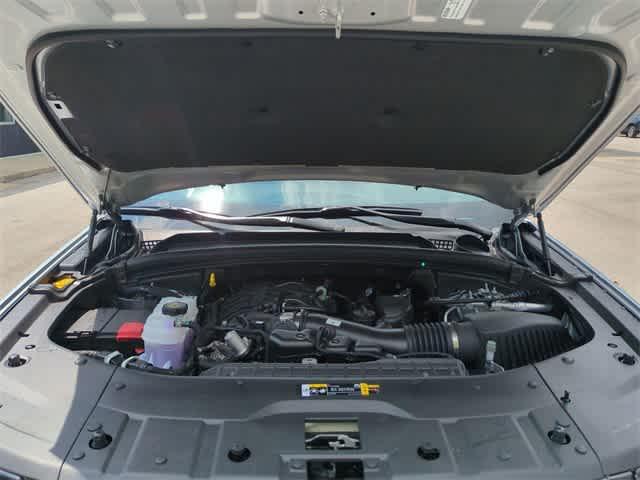 Photo of 2025 Silver Zynith Jeep Grand Cherokee