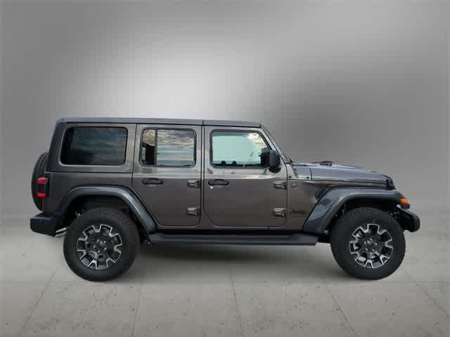 Photo of 2025 Granite Crystal Clearcoat Metallic Jeep Wrangler