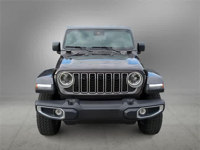 Photo of 2025 Granite Crystal Clearcoat Metallic Jeep Wrangler
