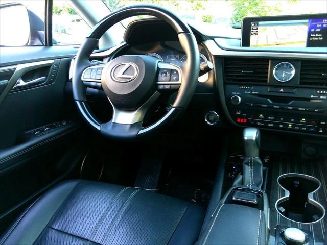 Photo of 2018 Eminent White Pearl Lexus RX 350