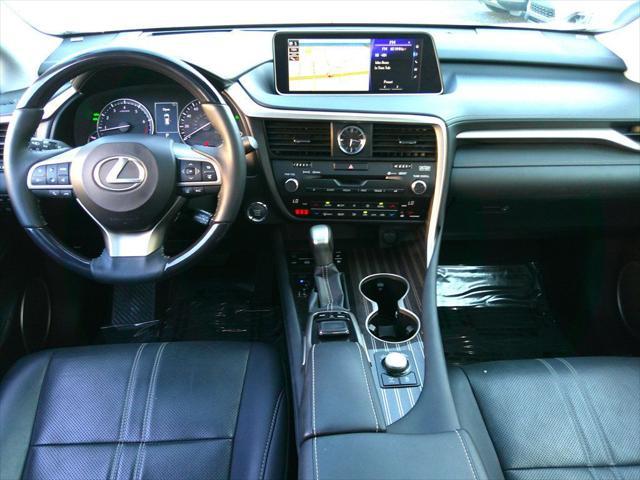 Photo of 2018 Eminent White Pearl Lexus RX 350