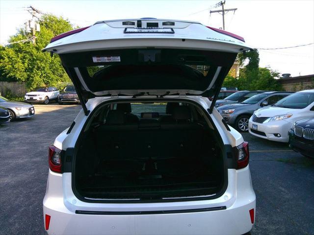 Photo of 2018 Eminent White Pearl Lexus RX 350