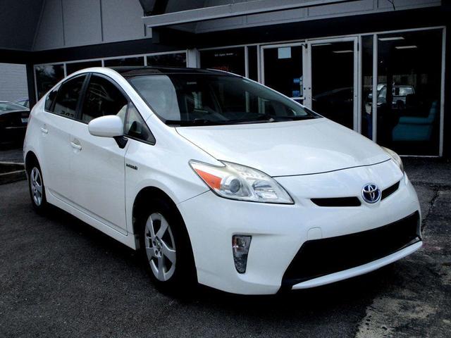 Photo of 2014 Blizzard Pearl Toyota Prius