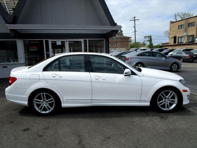 Photo of 2014 Diamond White Metallic Mercedes-Benz C-Class