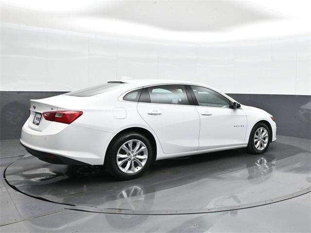 Photo of 2024 Summit White Chevrolet Malibu