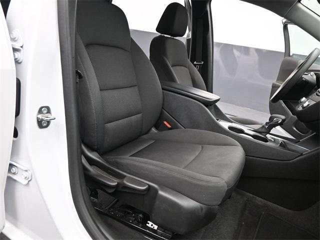 Photo of 2024 Summit White Chevrolet Malibu