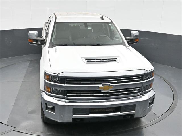 Photo of 2018 Summit White Chevrolet Silverado 2500