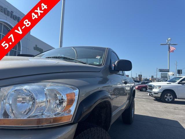 Photo of 2006 Light Khaki Metallic Clearcoat Dodge Ram 1500