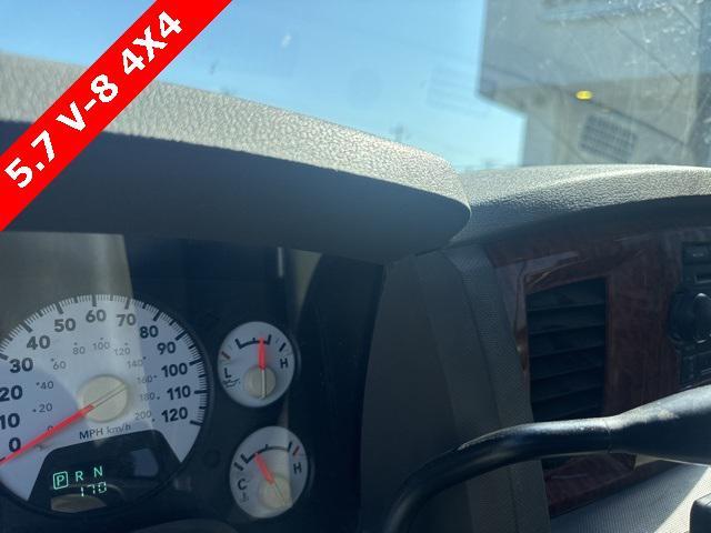 Photo of 2006 Light Khaki Metallic Clearcoat Dodge Ram 1500