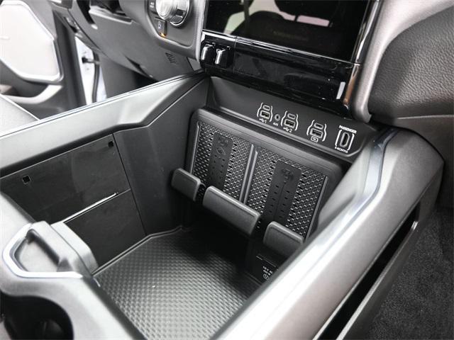 Photo of 2025 Bright White Clearcoat RAM 1500