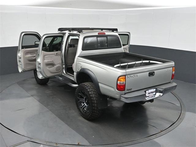 Photo of 2003 Lunar Mist Metallic Toyota Tacoma