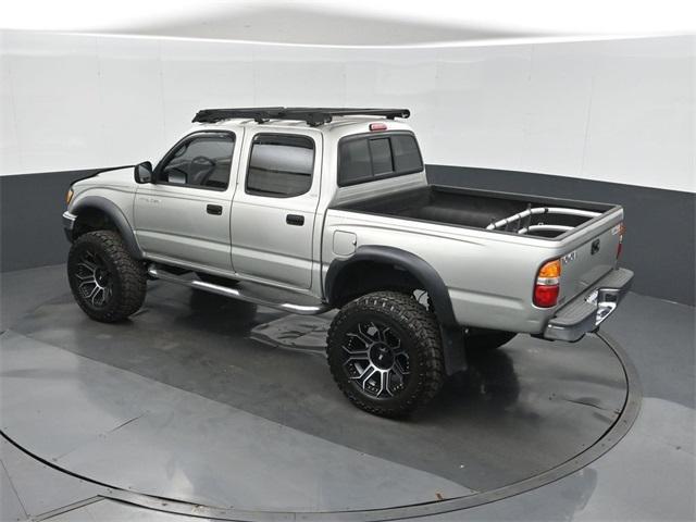 Photo of 2003 Lunar Mist Metallic Toyota Tacoma