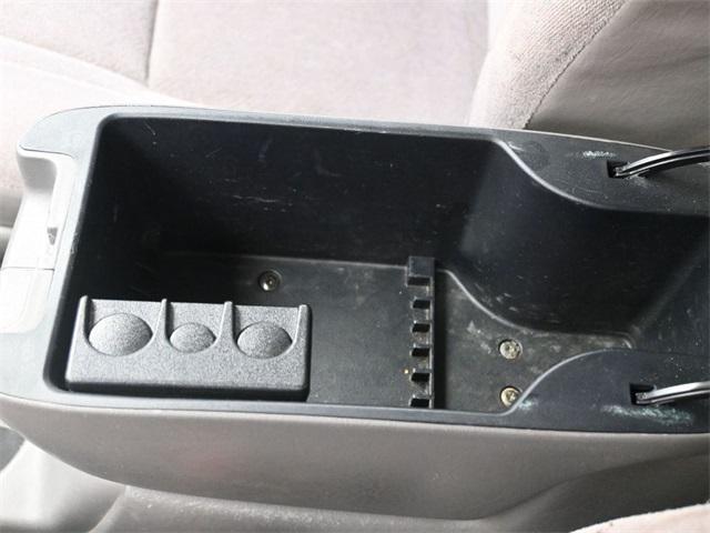 Photo of 2003 Lunar Mist Metallic Toyota Tacoma