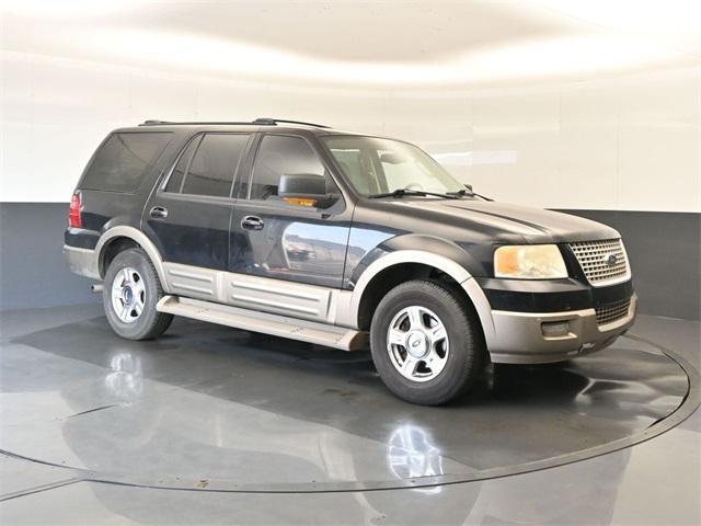 Photo of 2004 True Blue Clearcoat Metallic Ford Expedition