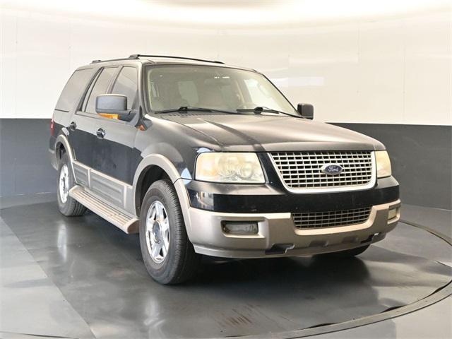Photo of 2004 True Blue Clearcoat Metallic Ford Expedition