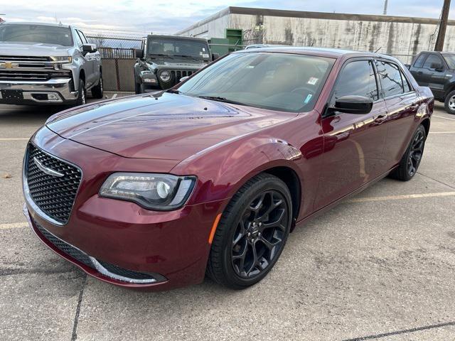 2019 Chrysler 300