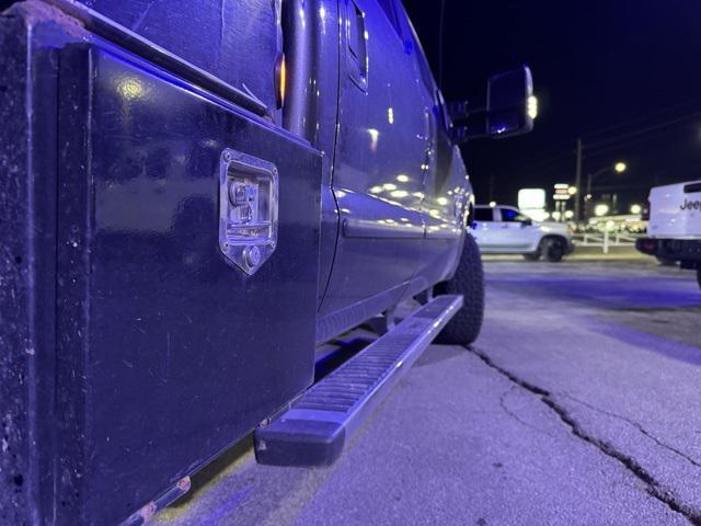 Photo of 2015 Magnetic Metallic Ford F-250