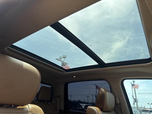 Photo of 2020 Bright White Clearcoat RAM 1500
