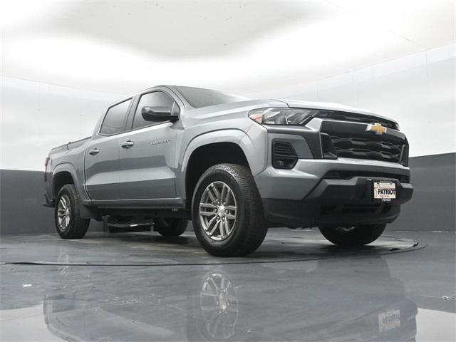 Photo of 2023 Sterling Gray Metallic Chevrolet Colorado