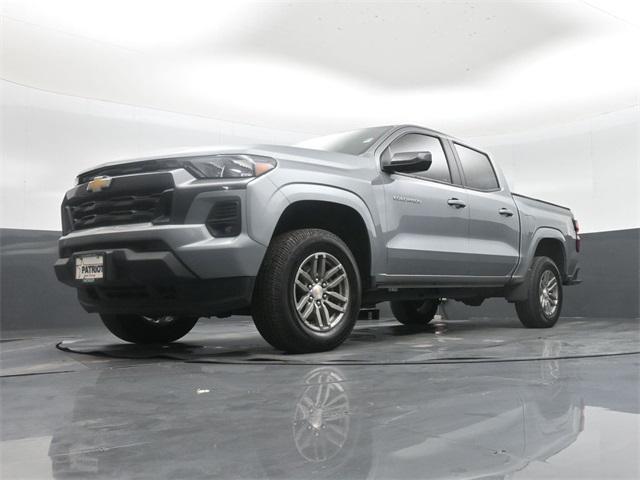 Photo of 2023 Sterling Gray Metallic Chevrolet Colorado